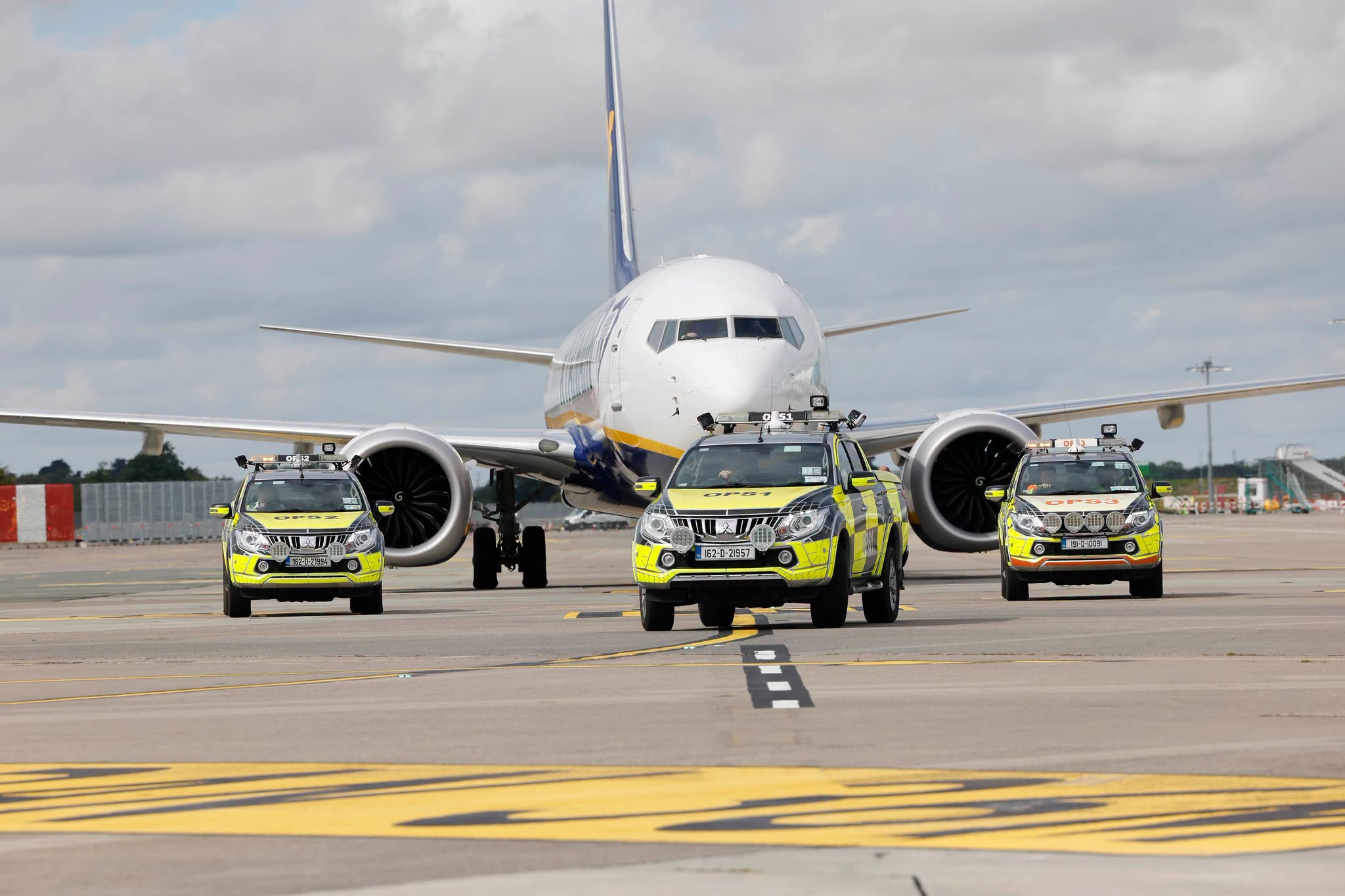24 de români condamnați pentru infracțiuni grave au fost expulzați din Irlanda către România