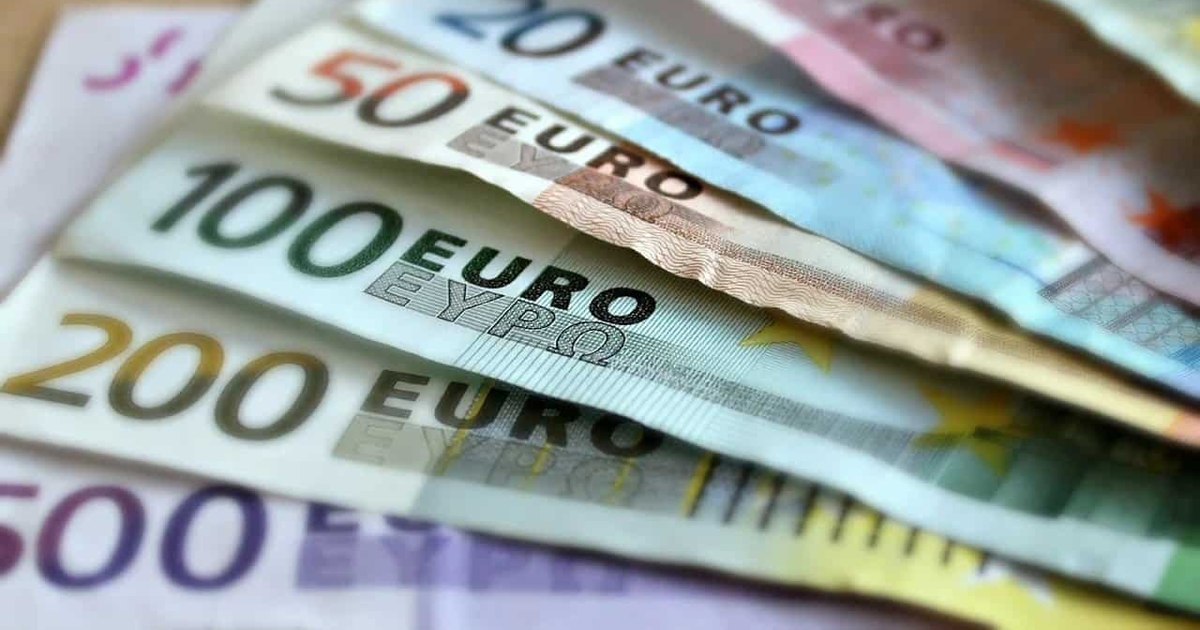 Un român a câștigat peste 190.000 de euro la pariuri sportive în Italia