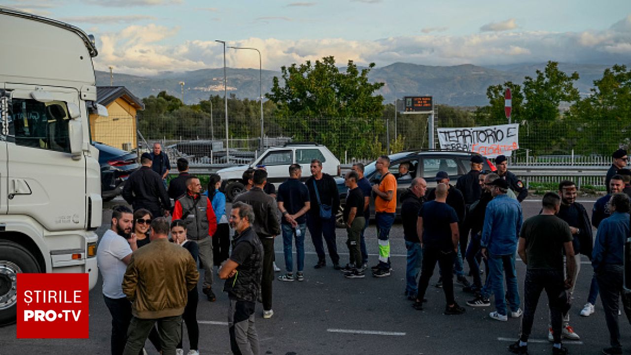 Avertisment de la MAE pentru românii care călătoresc în Italia: proteste ale transportatorilor și blocaje