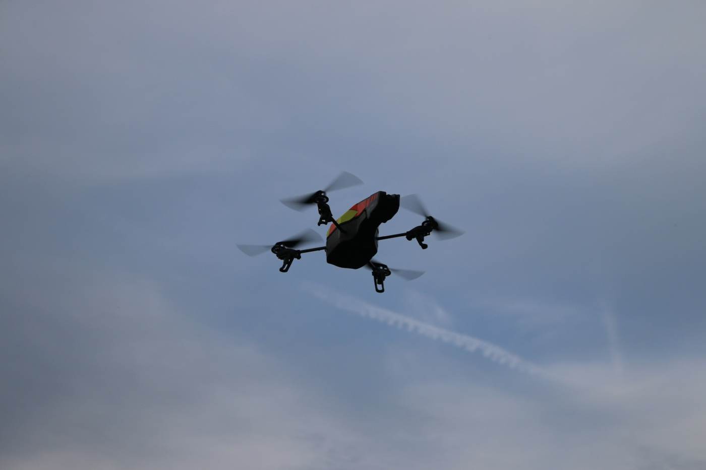 Europa autorizează companiile de utilități să doboare dronele pentru protejarea infrastructurii critice