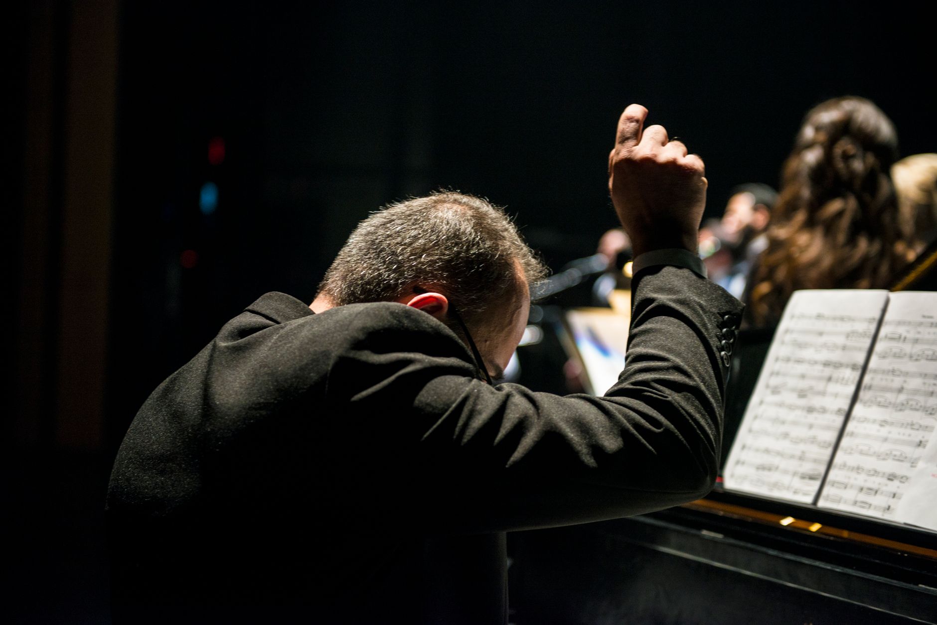 Prezență românească la San Carlo din Napoli: Daniel Jinga dirijează Orchestra ONB