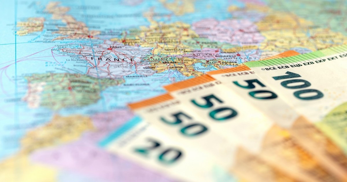 Decalaje salariale în Europa: România se situează la finalul clasamentului salariilor minime brute
