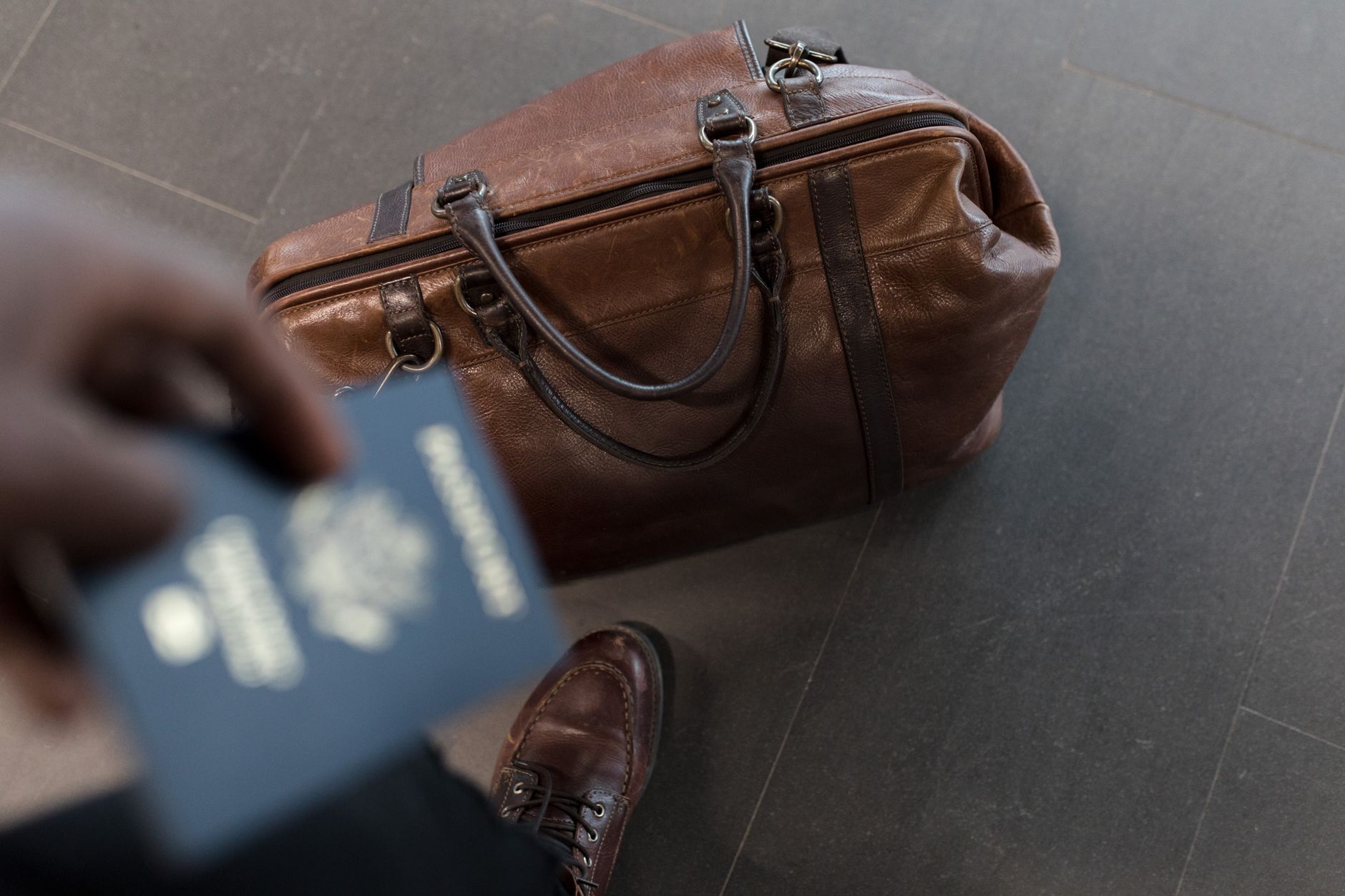 Ce trebuie să facă un cetățean român dacă își pierde pașaportul sau cartea de identitate în străinătate