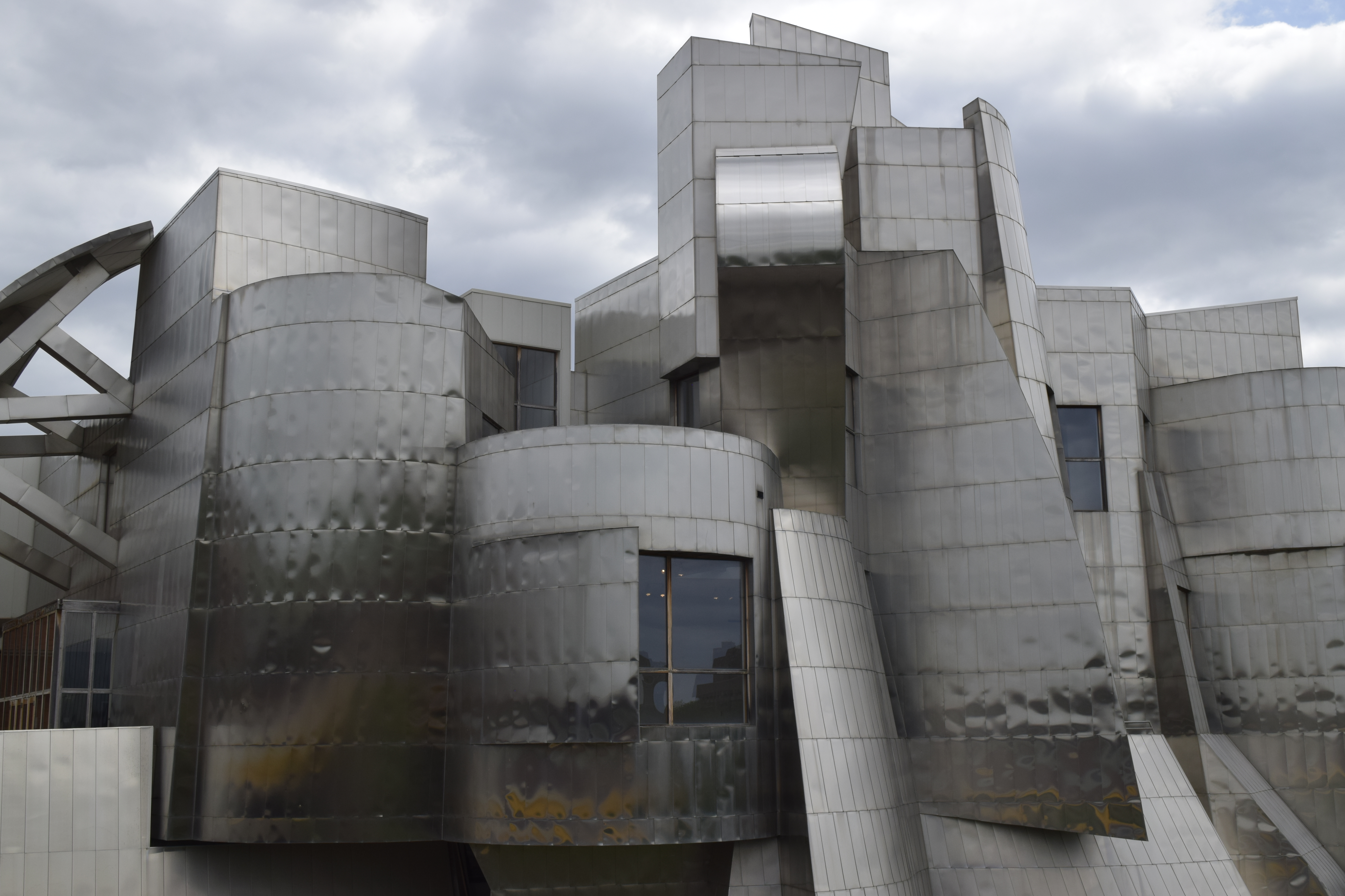 Nicușor Dan subliniază legătura culturală dintre România și SUA la centenarul Maryhill Museum of Art
