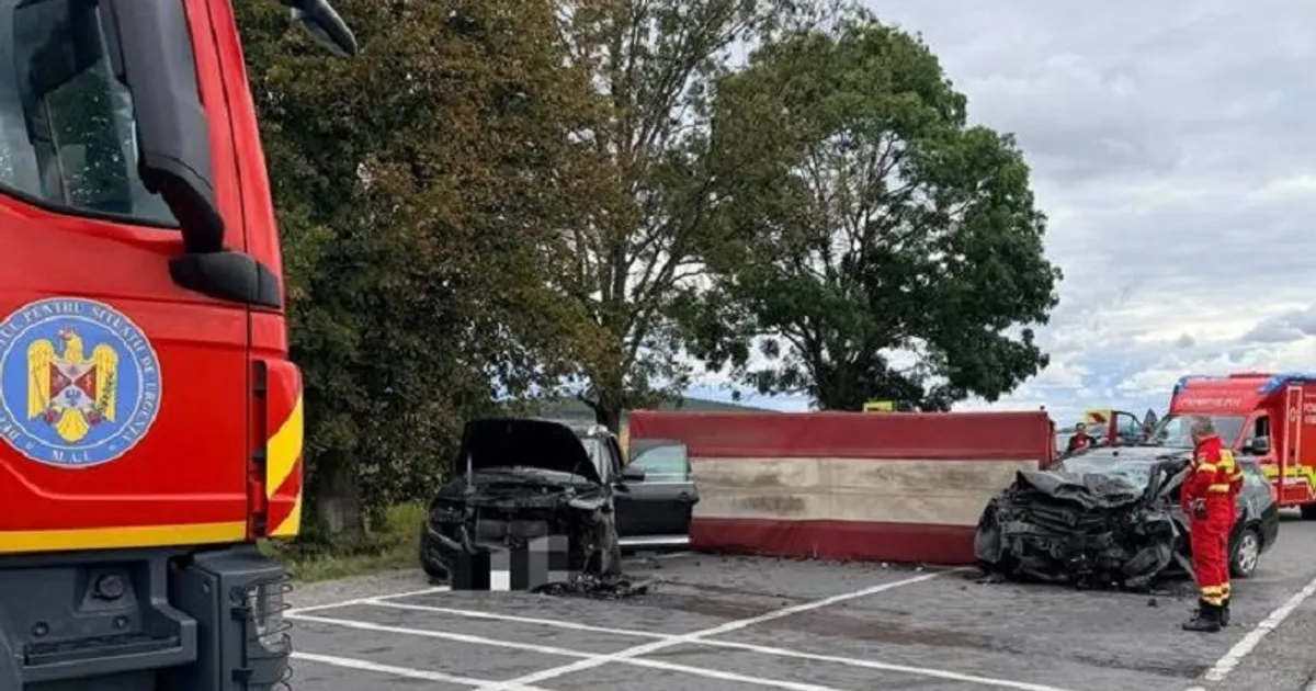 Tragedie pe DN 15 în județul Mureș: doi morți și patru răniți în urma unui accident între două mașini