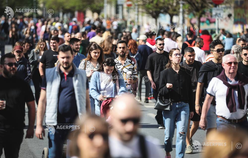 Scădere a calității vieții pentru o treime din români, conform Barometrului Percepției Bunăstării