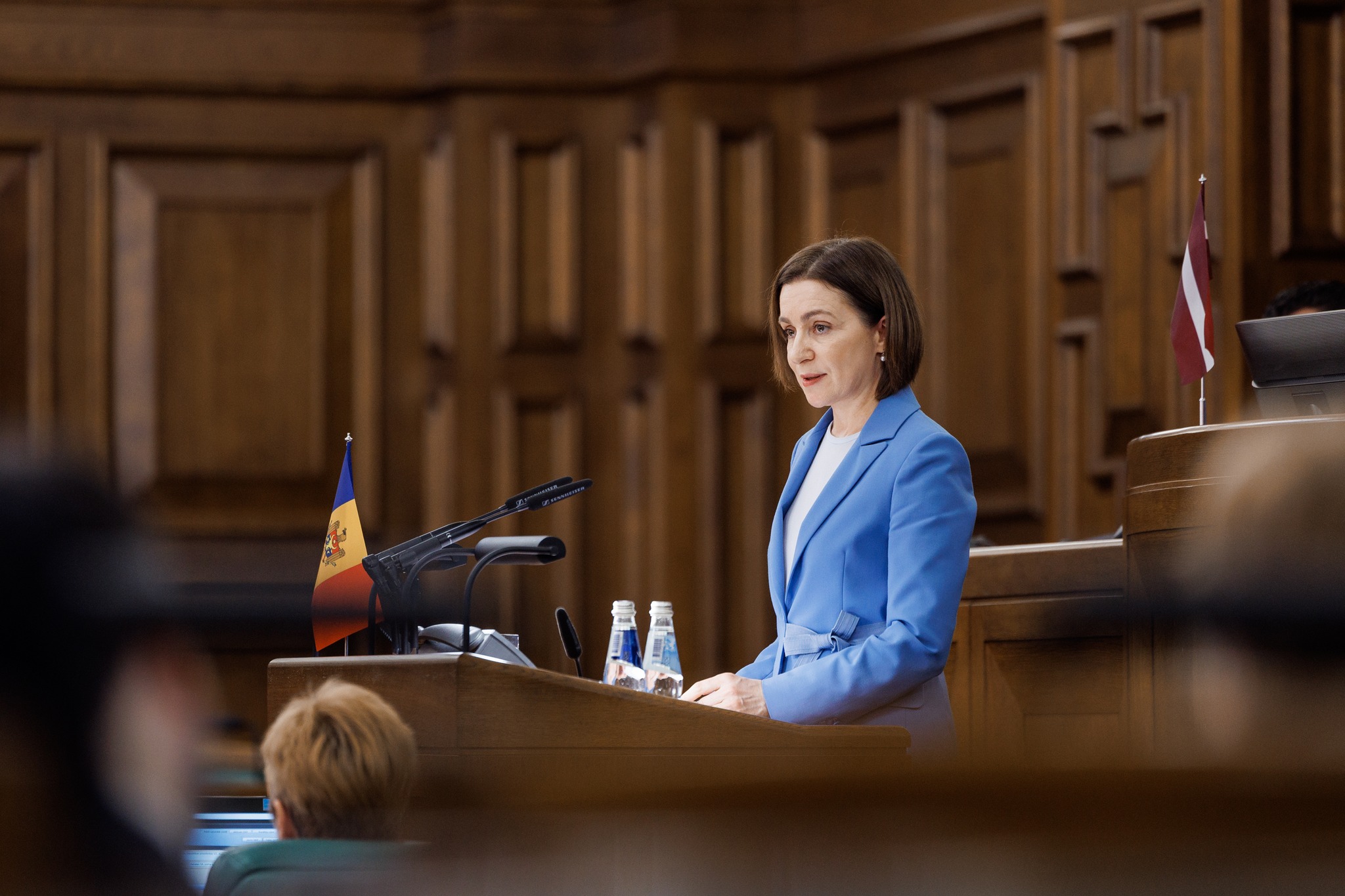 Parlamentul analizează proiectul de unire a României cu Republica Moldova propus de S.O.S.