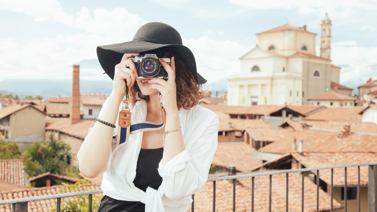 România, în topul scumpirilor la vacanțe: Pachetele turistice sunt mult mai scumpe decât media europeană