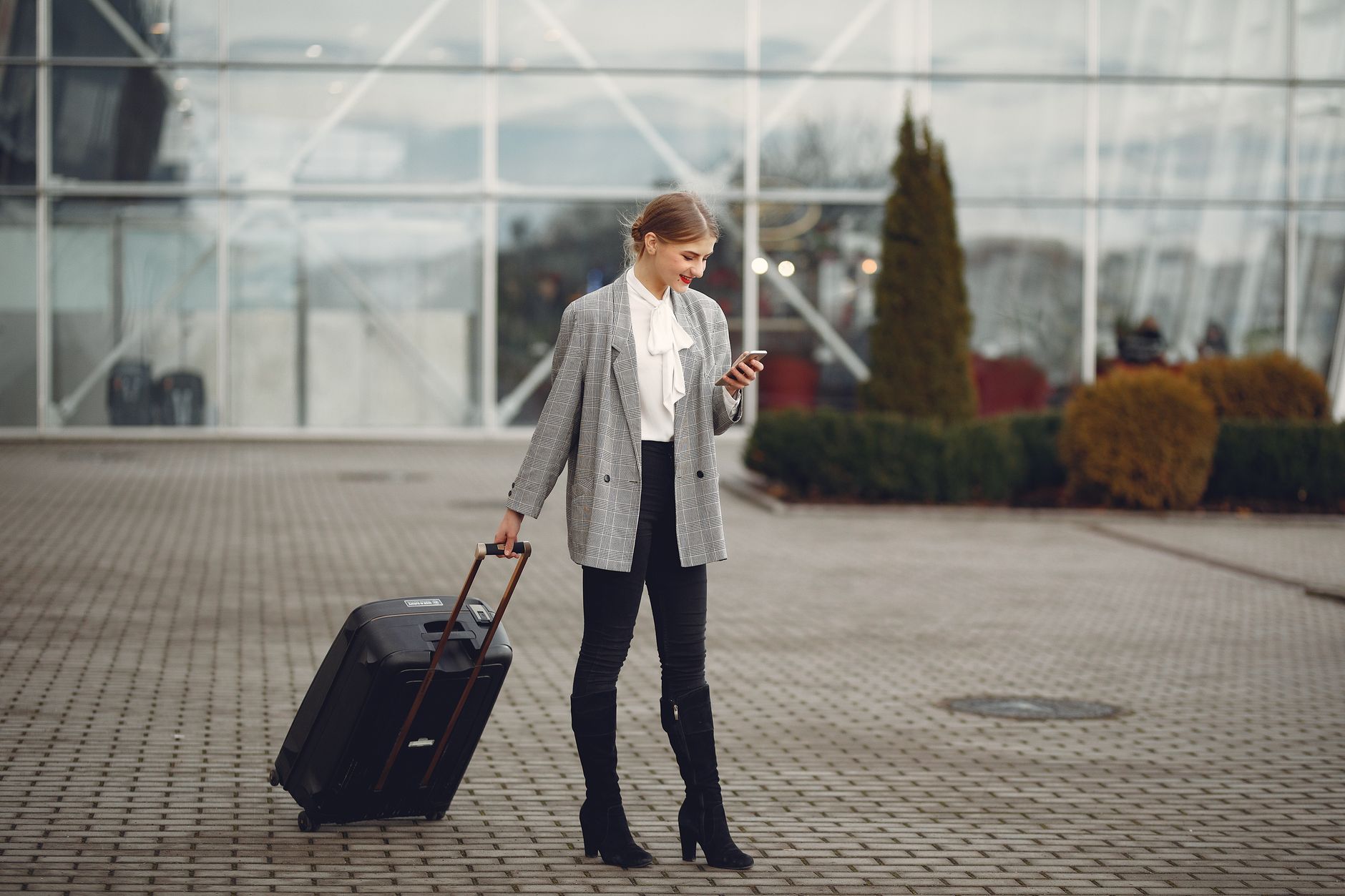 BCR introduce Travel Hub în aplicația George pentru a facilita călătoriile internaționale