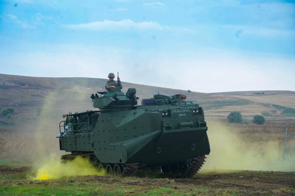 Armata României primește primele vehicule amfibii de asalt AAV-7 din SUA