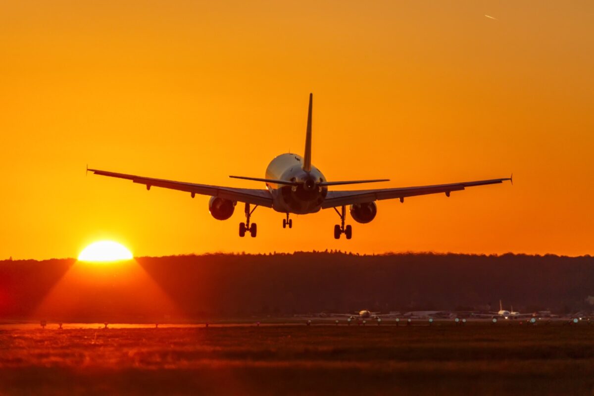 Perturbări pe rutele de zbor Italia-România din cauza unei greve a controlului aerian pe 30 septembrie
