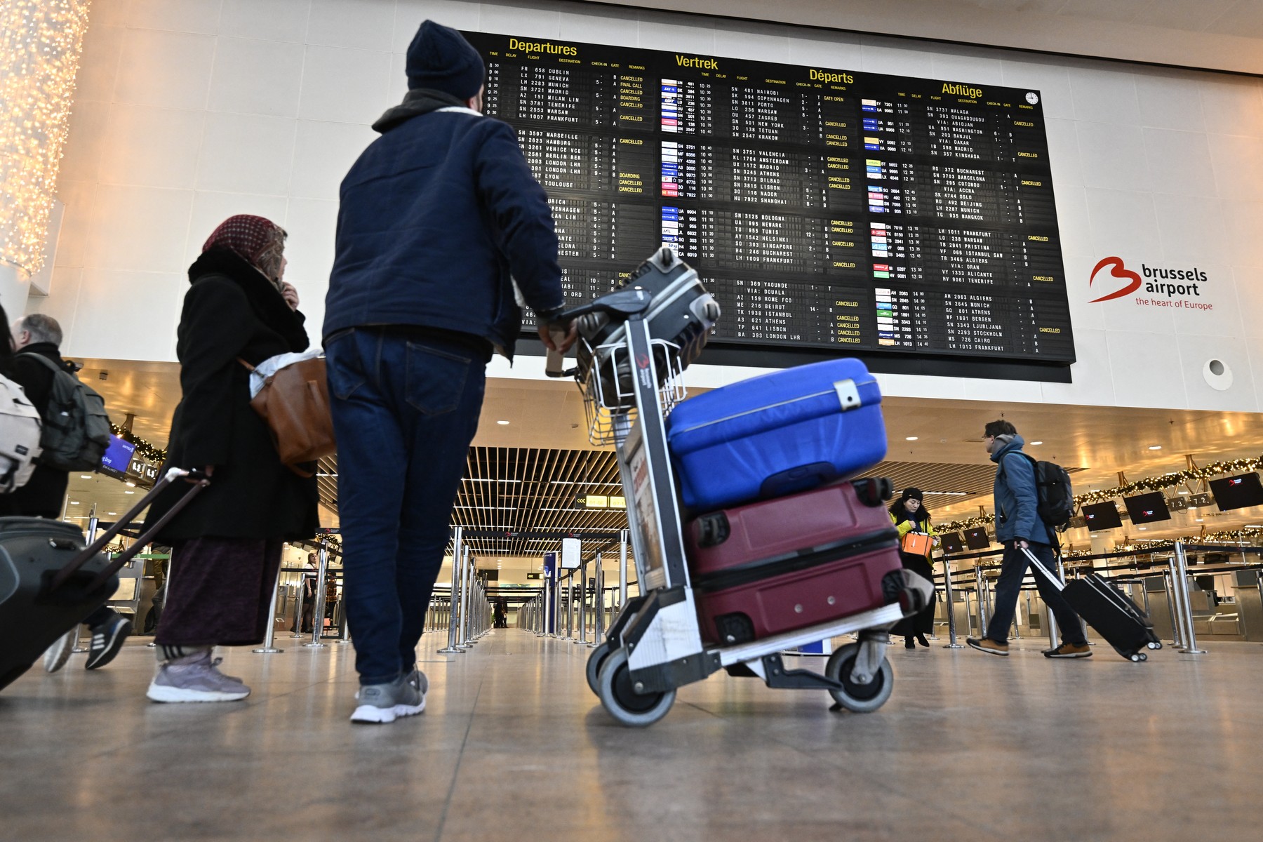 Perturbări majore în zborurile spre Italia: grevă cu impact asupra tuturor aeroporturilor