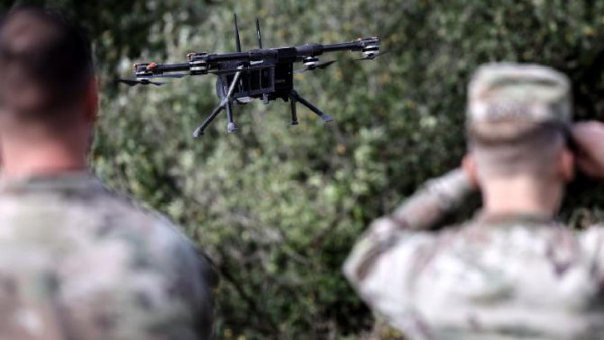 Dronă cu explozibil găsită în Brăila: a fost detectată în spațiul aerian și s-a prăbușit în Gropeni