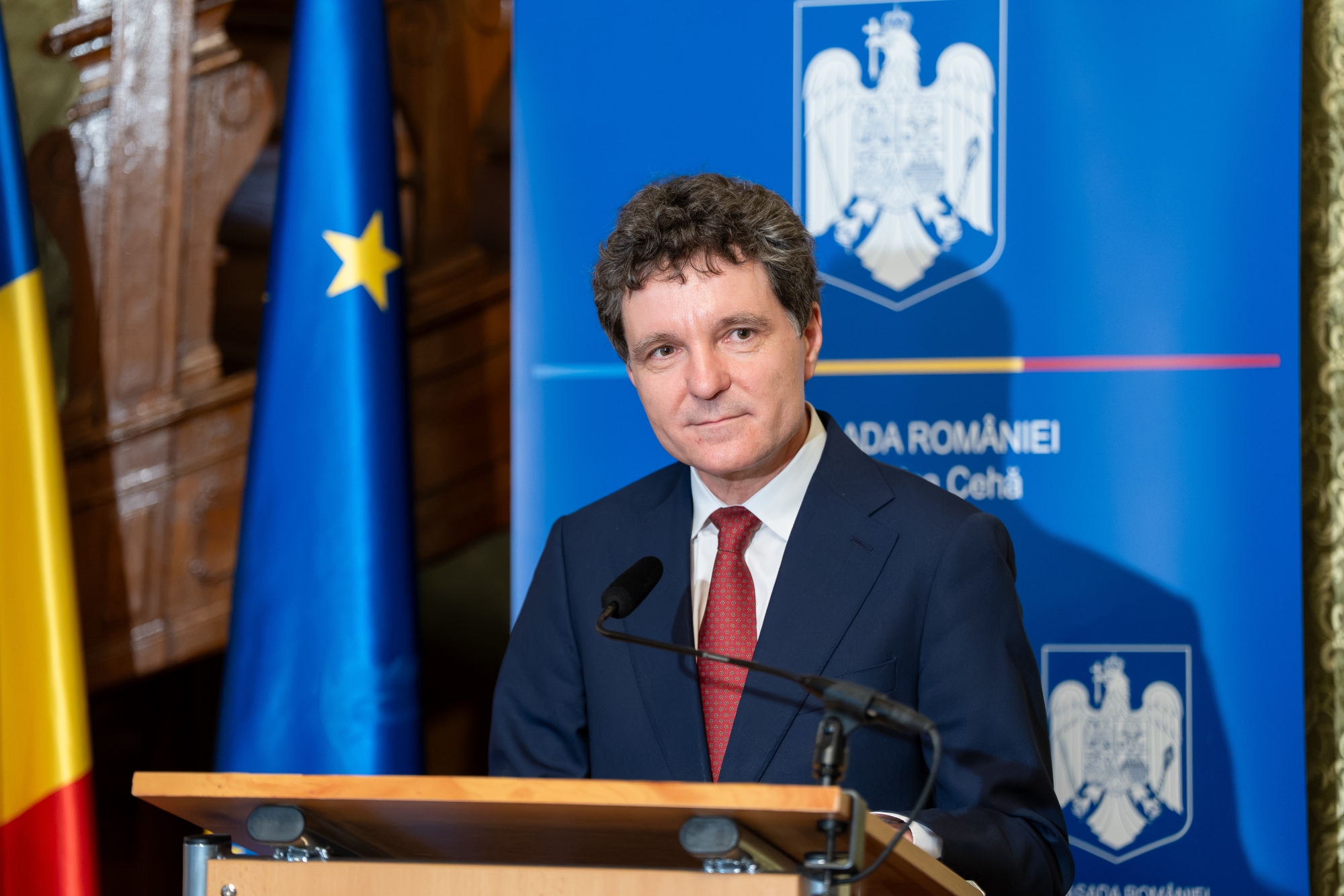 Nicușor Dan propune Diasporei să testeze sistemul medical din România înainte de revenire