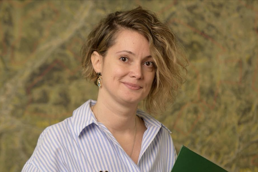 Povestea profesoarei care a părăsit Bucureștiul pentru a educa tinerii din Borșa