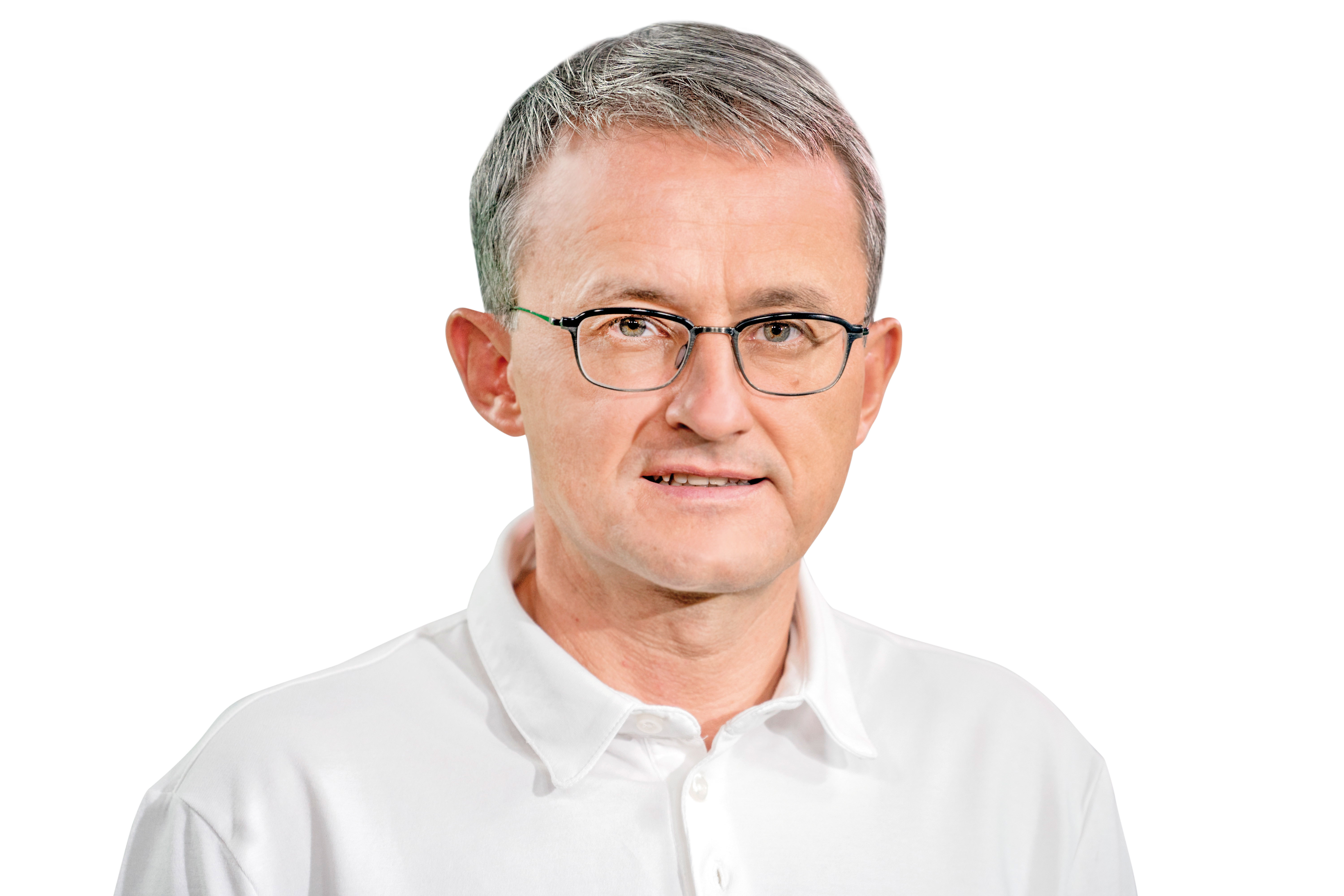 Diploma de facultate nu mai garantează un venit bun. Absolvenții preferă Uber sau imobiliarele