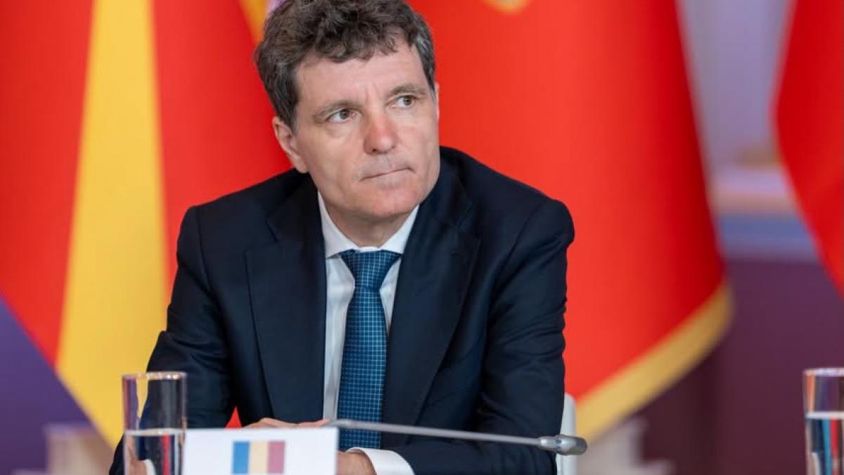 Nicușor Dan susține că progresul României poate convinge diaspora să revină în țară