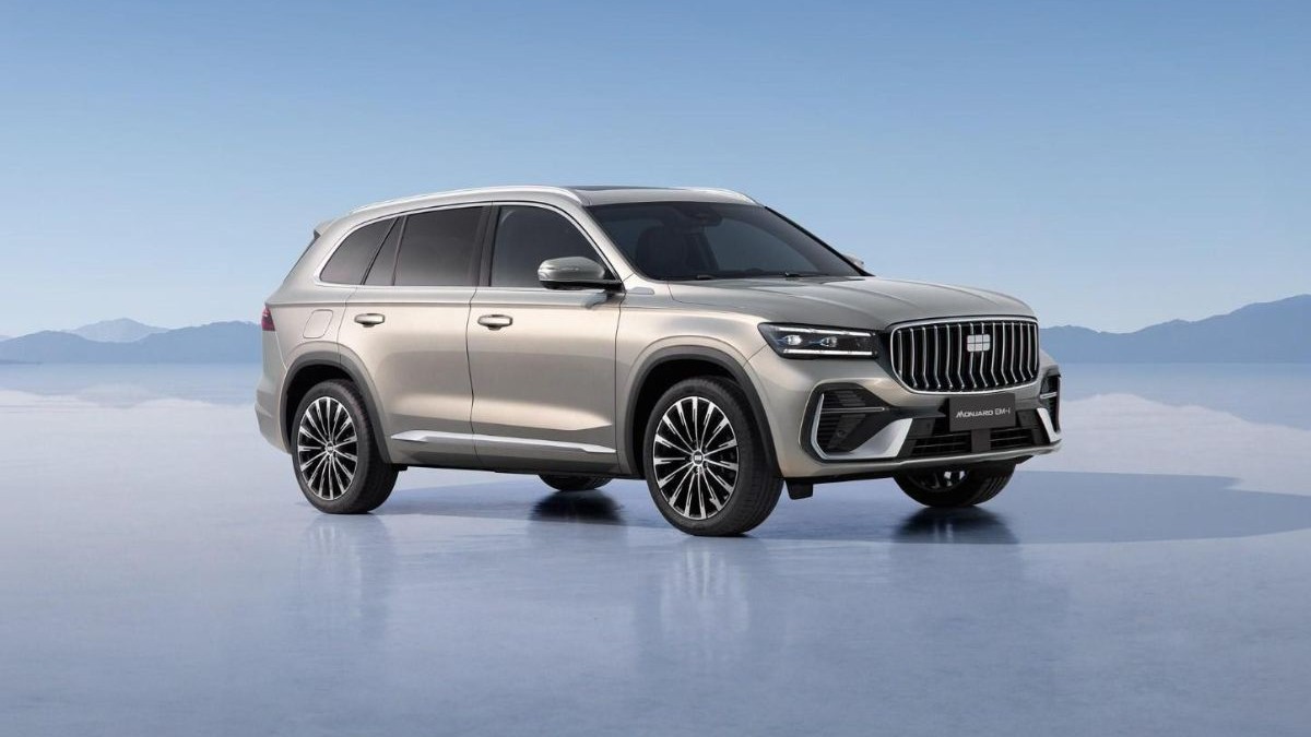 Noul SUV chinez Geely Monjaro EM-i debutează în Europa: design european și preț de 46.000 de euro