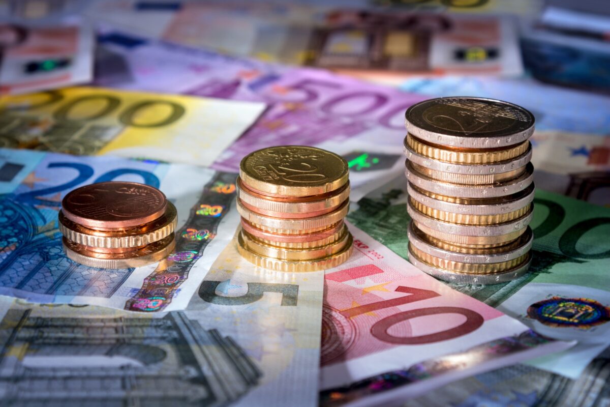 Consilierii din Ruse propun eliminarea taxei de trecere a podului pentru autoturisme și majorarea tarifului pentru TIR-uri