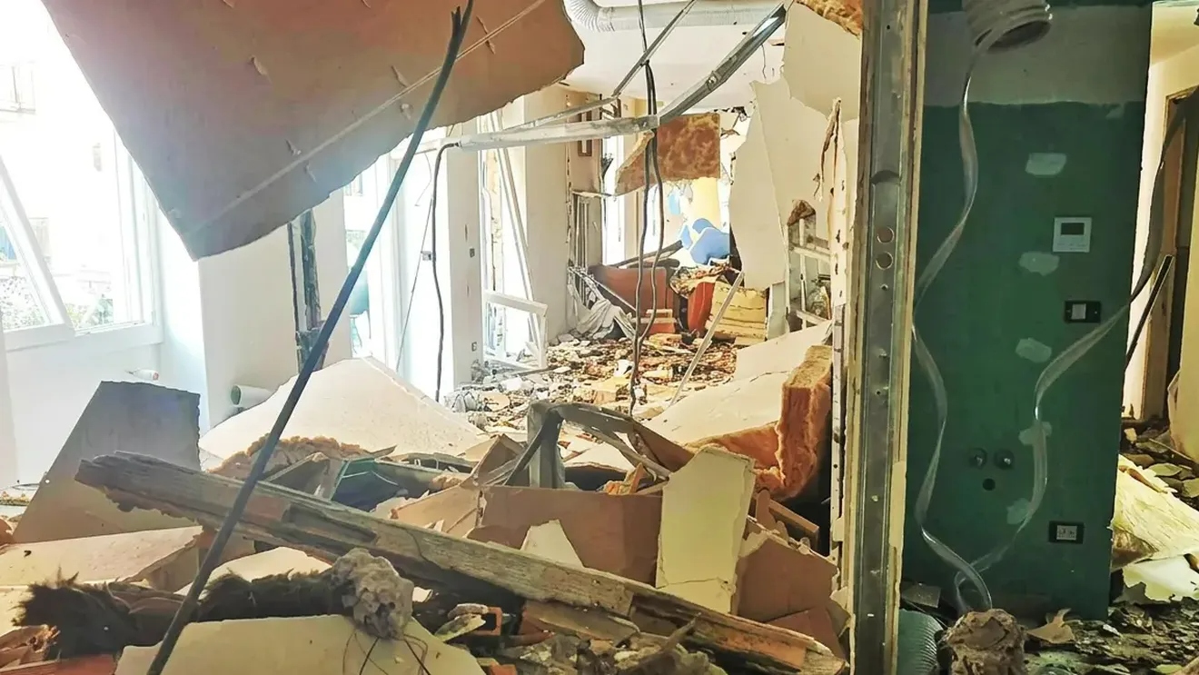 Tragedie în Italia: Un cuplu de români este în stare critică după o explozie într-un bloc din Bergamo
