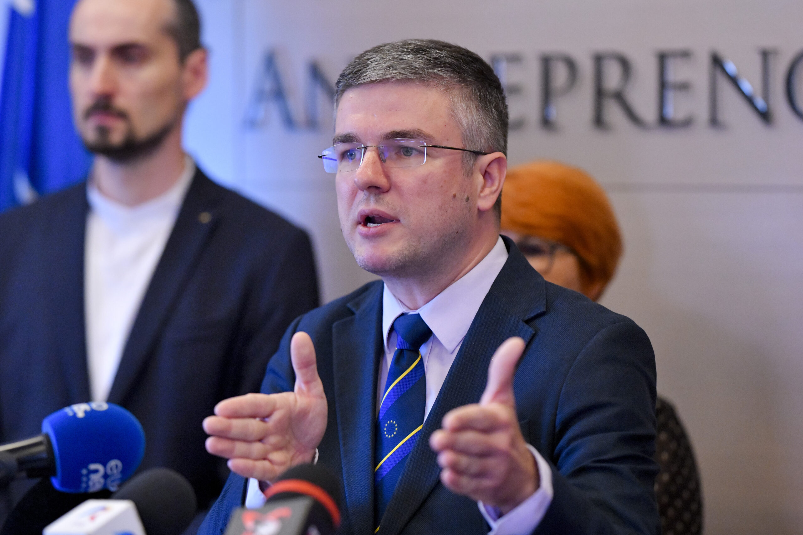 Majorarea masivă a indemnizațiilor pentru administratorii IAR Brașov: de la 4.720 la 20.400 de lei