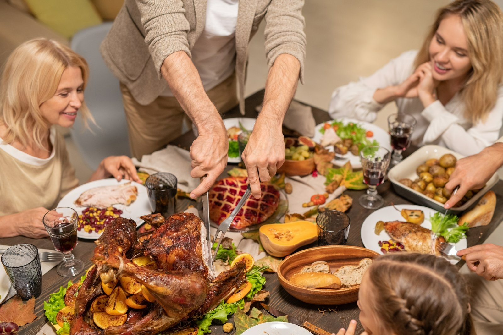 România ocupă primul loc în UE la capitolul alimentație și acces la internet, conform Eurostat
