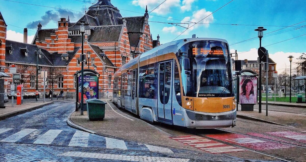 Avertisment de la MAE pentru românii din Belgia: Greve care vor afecta transportul aerian și cel public